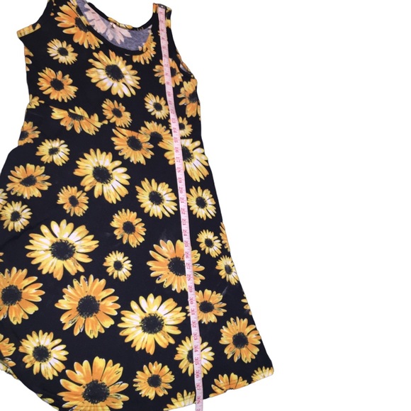 Sunflower Daisy Tank Sundress Size Large Black Yellow Knit Fit and Flare - Picture 7 of 8